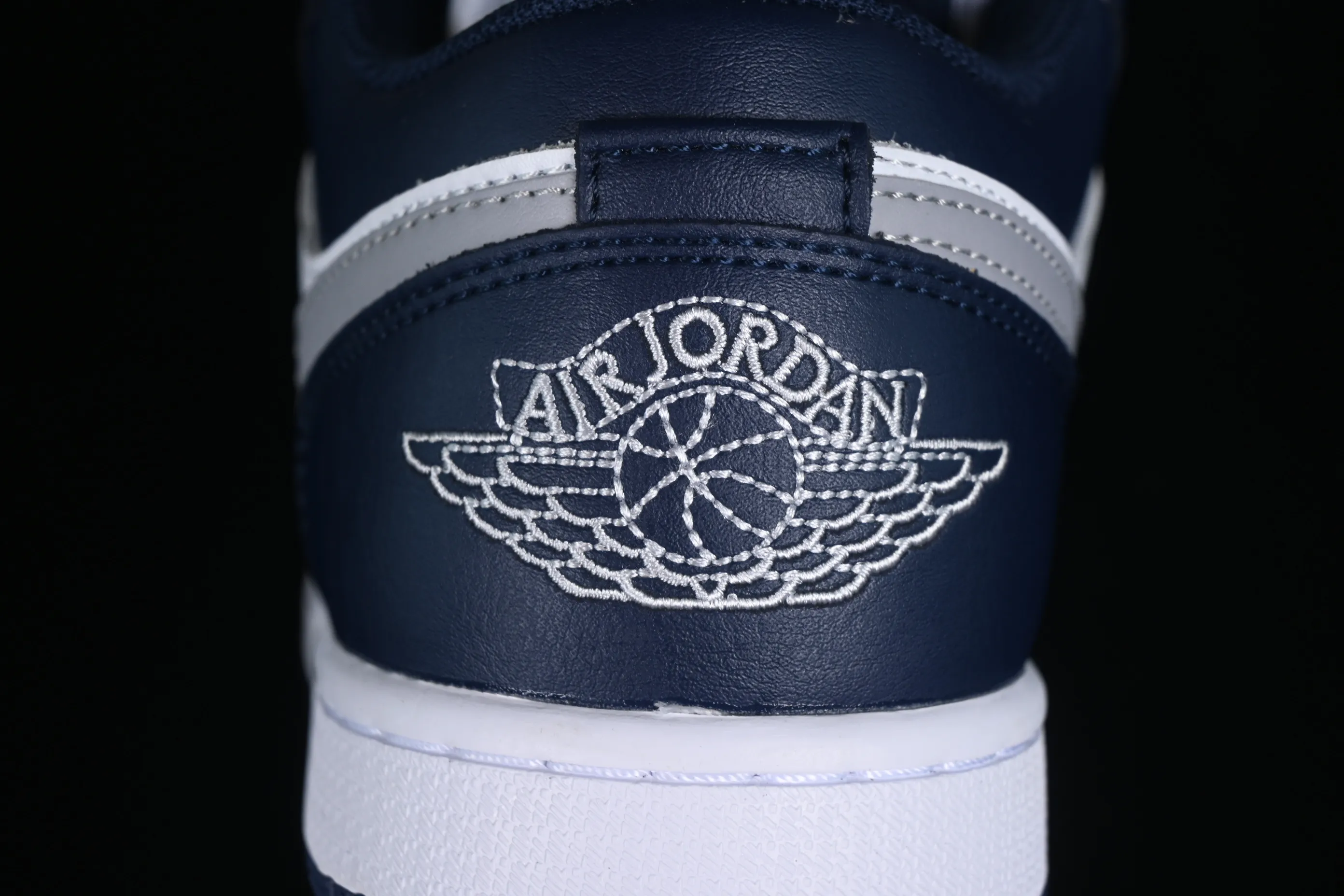 All categories Air Jordan Jordan series basketball shoes Air Jordan 1 Low Z version Air Jordan 1 Low AJ1 Joe 1 white blue gray low-top cultural basketball shoes 553558-141
